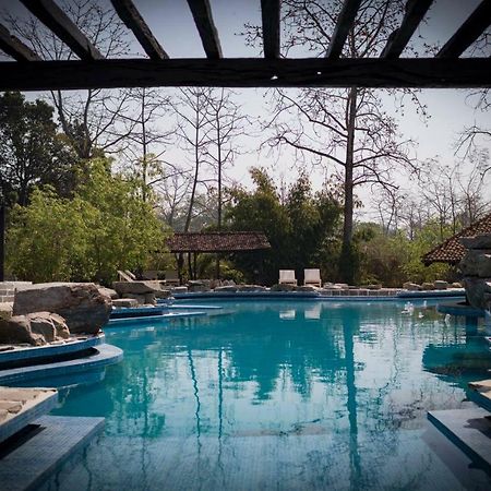 מלון Meghauli Siddhartha Wildlife Retreat מראה חיצוני תמונה